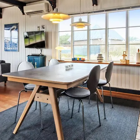 Ahnandia - 500m From The Sea By Interhome