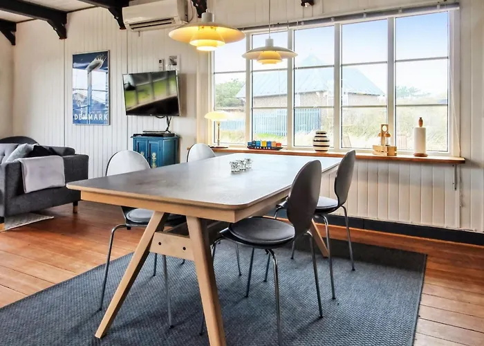 Ahnandia - 500m From The Sea By Interhome