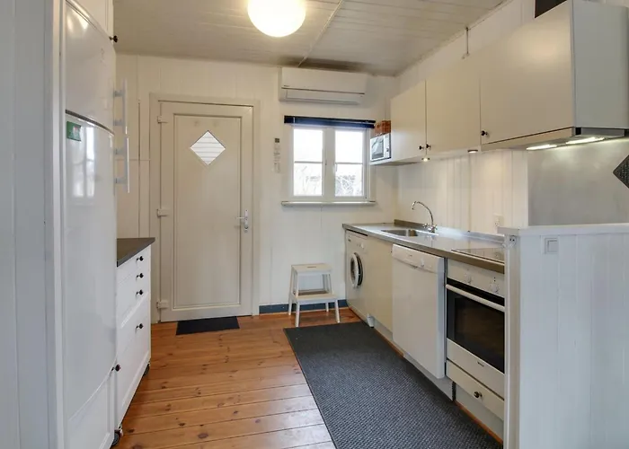 Ahnandia - 500m From The Sea By Interhome