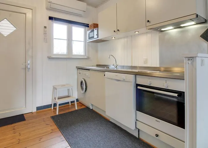 Ahnandia - 500m From The Sea By Interhome *